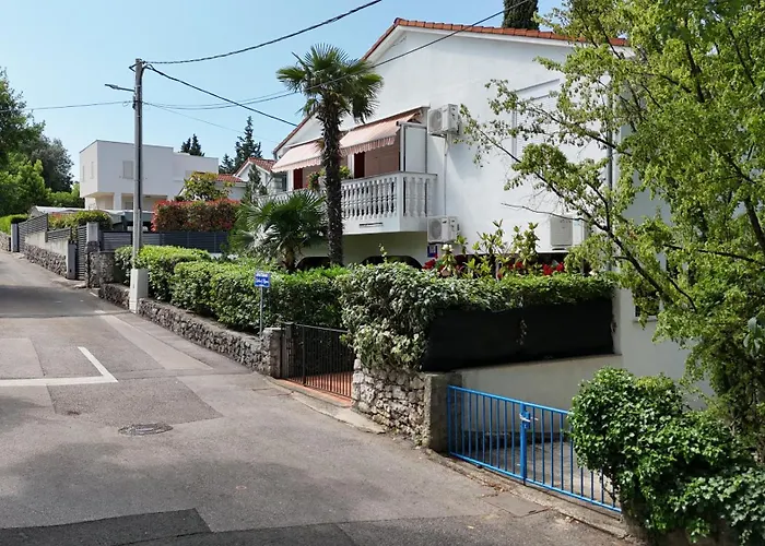 Stjepan Apartment *