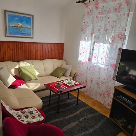 Stjepan Апартаменты *